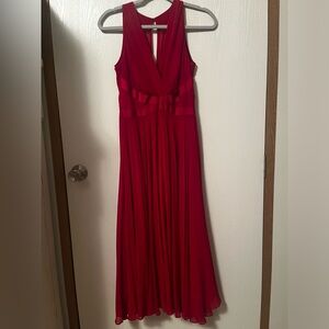White House Black Market Sleeveless Deep Plunge Red Valentine Dress Size 4